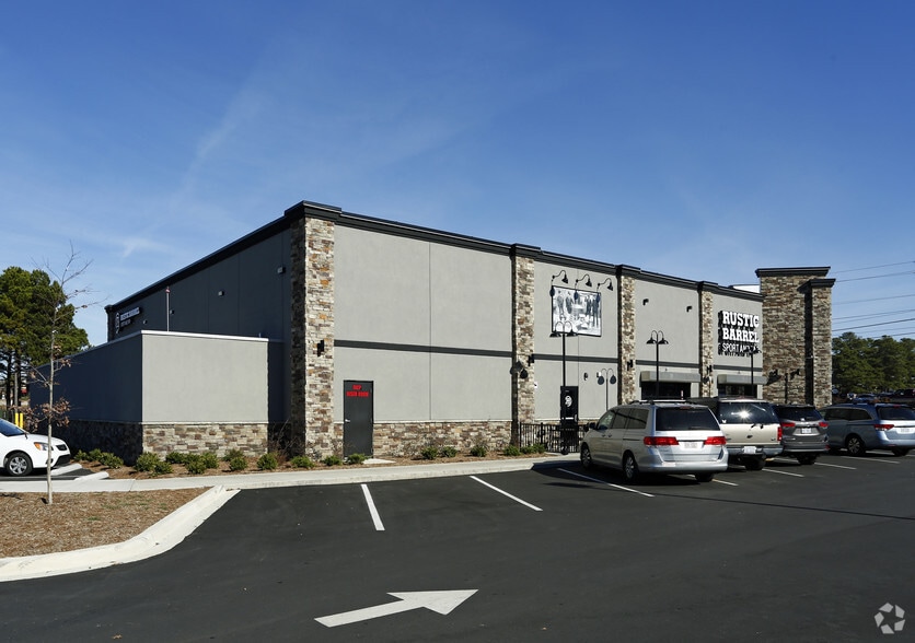 More Photos Of 2116 Skibo Rd, Fayetteville Restaurant For Lease