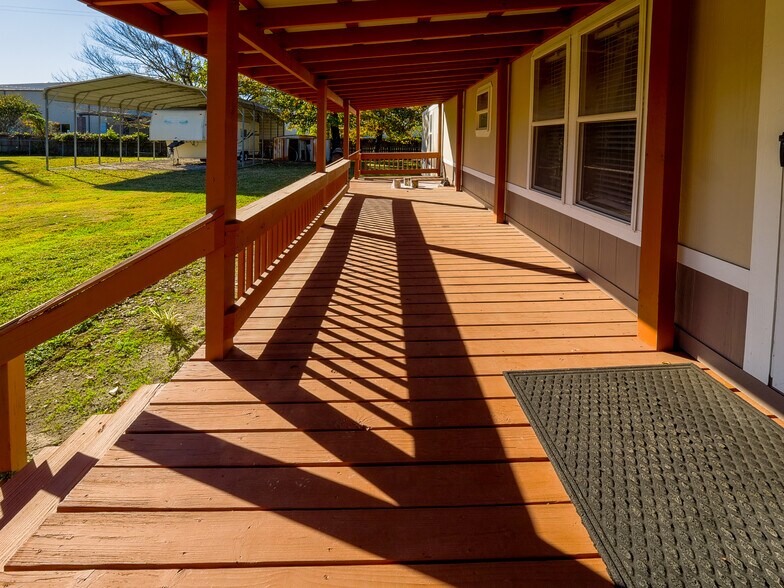 More Photos Of 5122 FM 1488 Rd, Magnolia Office Residential For Sale