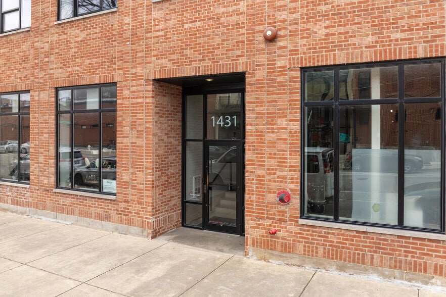 More Photos Of 1431 W Hubbard St, Chicago Loft Creative Space For Lease