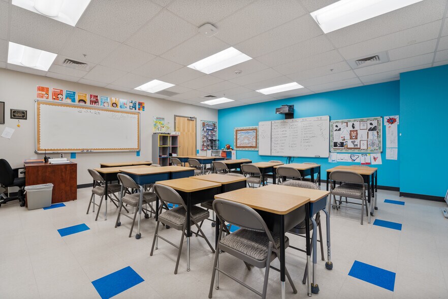 More Photos Of 2435 E Pecan Rd, Phoenix Specialty For Sale