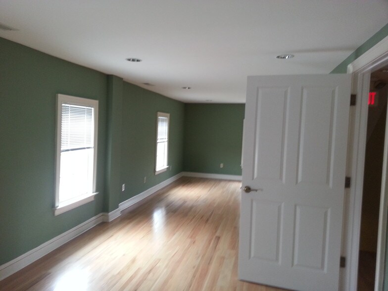 More Photos Of 292 Prospect Plains Rd, Cranbury Office For Lease
