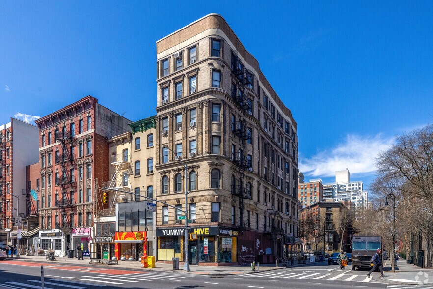 Primary Photo Of 159 2nd Ave, New York Apartments For Lease