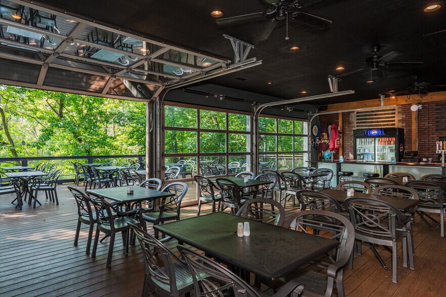 More Photos Of 108-111 W Main St, Medway Restaurant For Sale