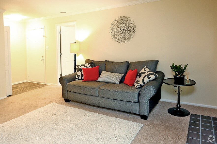 More Photos Of 3001 Reflections Way, Virginia Beach Apartments For Sale