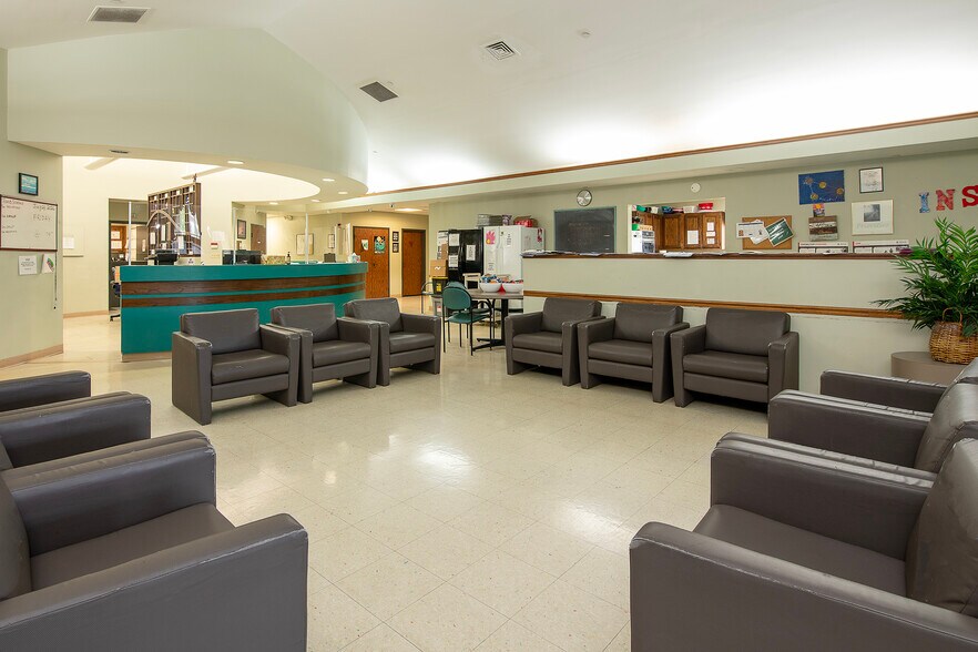 More Photos Of 8315 Detroit Ave, Cleveland Medical For Sale