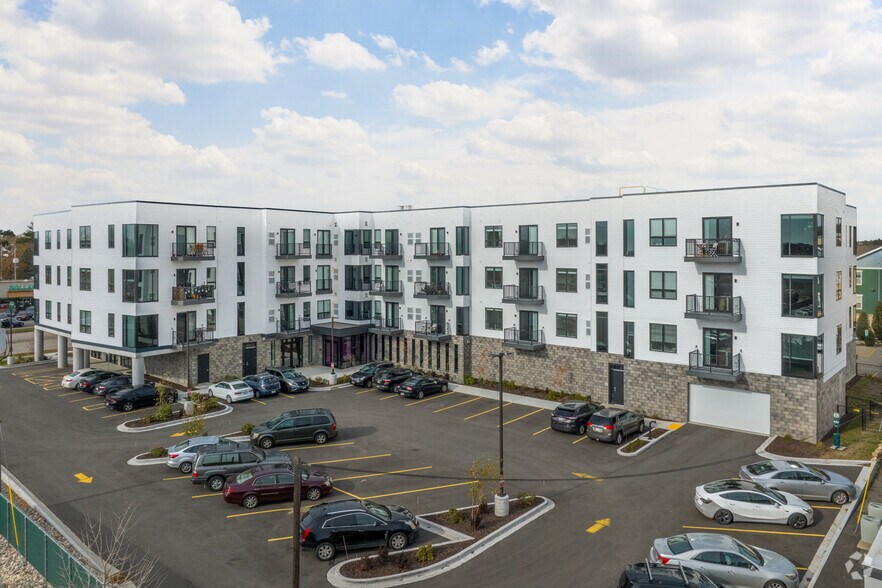 More Photos Of 209 Division St, Stevens Point Apartments For Lease