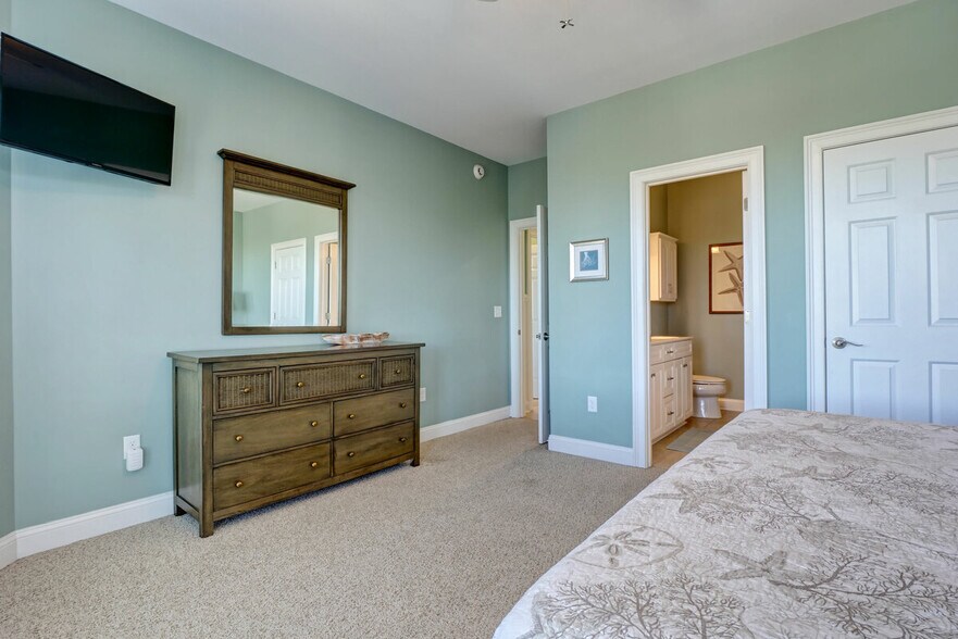 More Photos Of 2068 New River Inlet Rd, North Topsail Beach Apartments For Sale