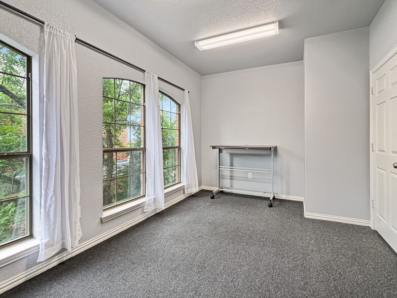 More Photos Of 2438 Lillian Miller Pky, Denton Office For Sale