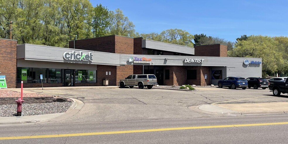 More Photos Of 601-609 County Road 10 NE, Blaine Office For Lease