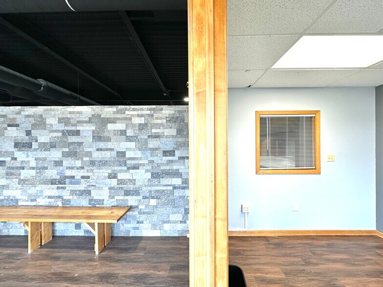 More Photos Of 14785 W 101st Ave, Dyer Medical For Lease