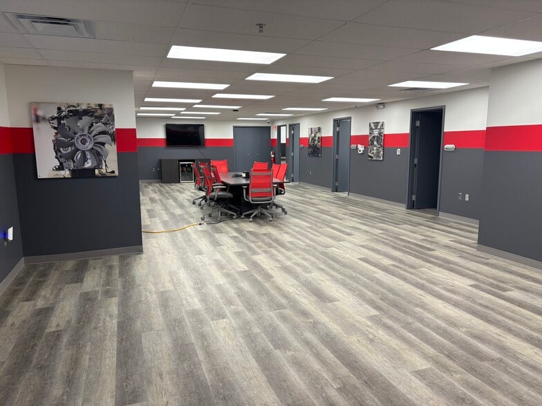 More Photos Of 251 Mason Rd, Howell Manufacturing For Sale