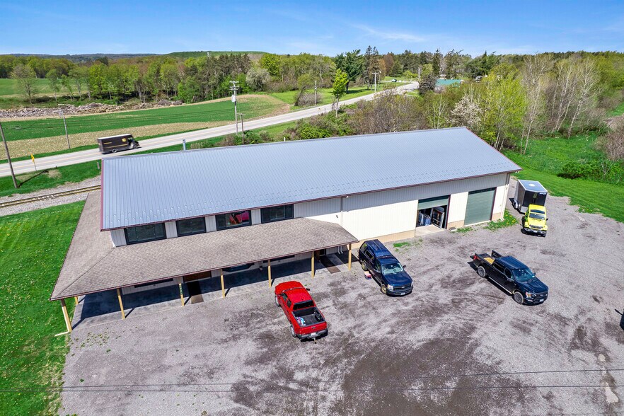 More Photos Of 13520 Currier Sardinia Rd, Chaffee Freestanding For Sale