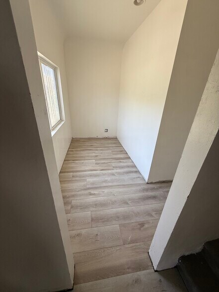 More Photos Of 8930 S Vermont Ave, Los Angeles Daycare Center For Sale