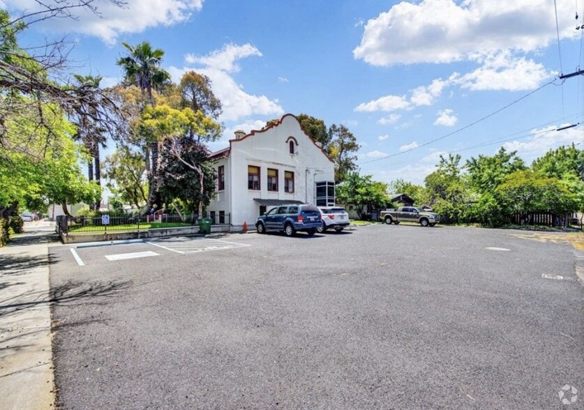 More Photos Of 618 4th St, Corning Office For Sale