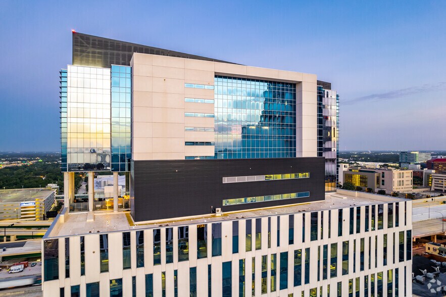 More Photos Of 333 S Garland Ave, Orlando Office For Lease