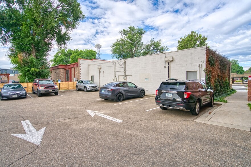 More Photos Of 630 Coffman St, Longmont Office For Lease