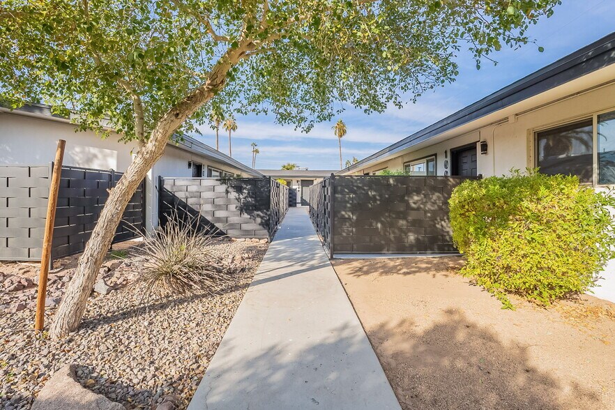 More Photos Of 6725 E Earll Dr, Scottsdale Apartments For Sale