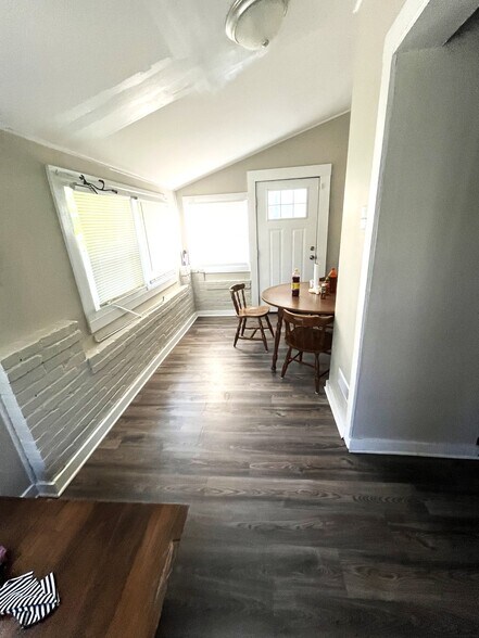 More Photos Of 15 College St, Thomasville Apartments For Sale