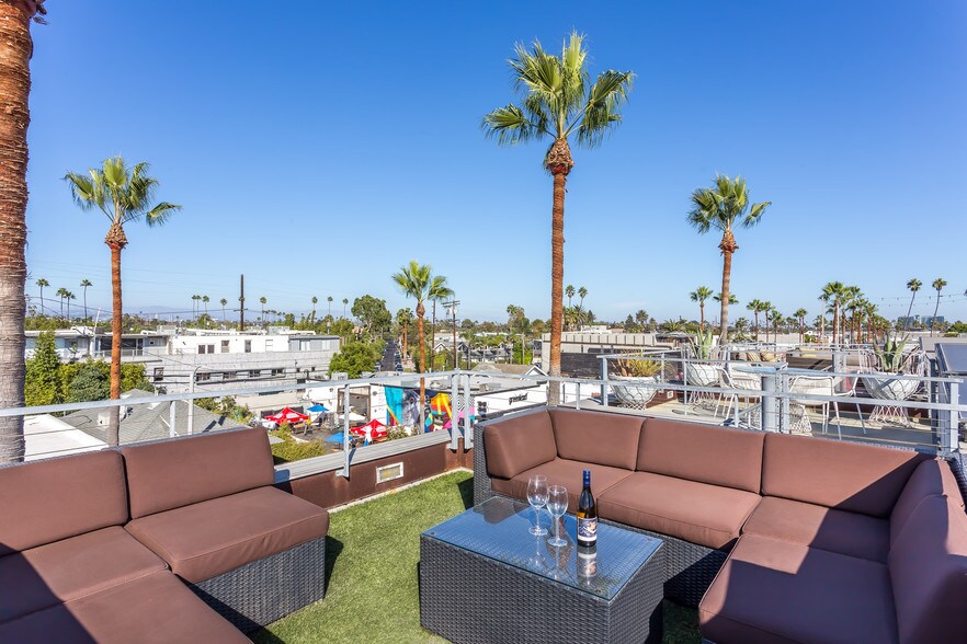 More Photos Of Abbot Kinney Blvd, Venice Loft Creative Space For Lease
