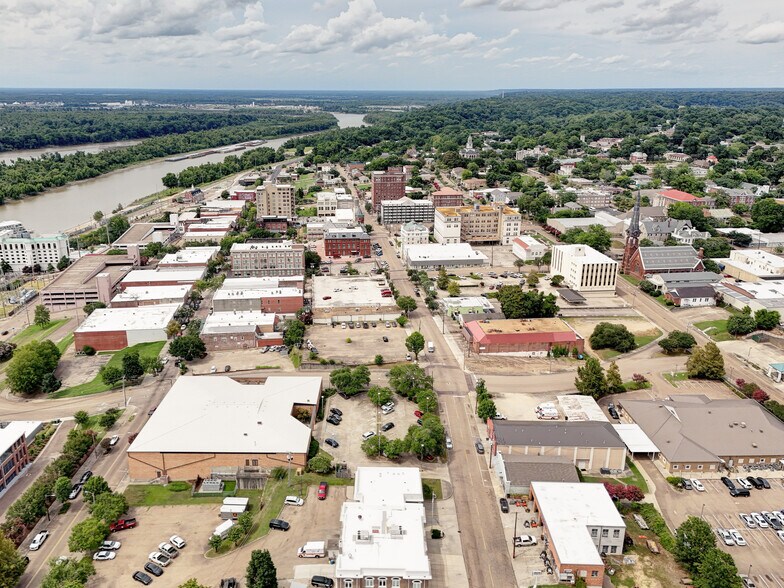 More Photos Of 1701 Castle Overlook Drive, Vicksburg Land For Sale