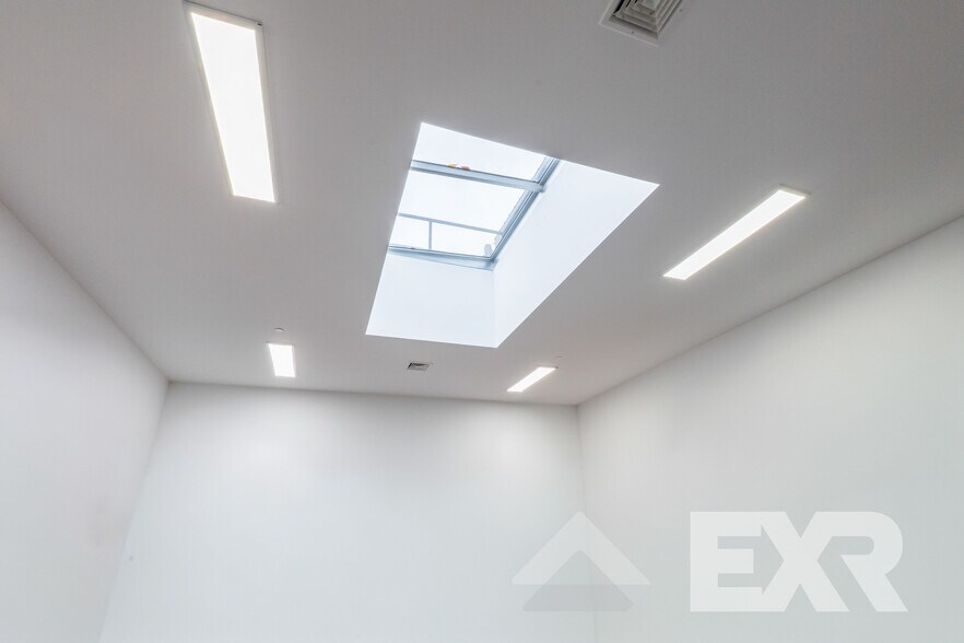 More Photos Of 2710 37th Ave, Long Island City Storefront Retail Residential For Lease