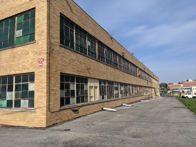 Primary Photo Of 830 13th Ave, Bethlehem Light Manufacturing For Lease