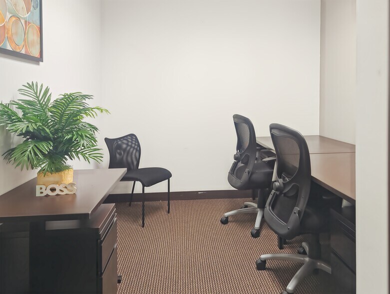 More Photos Of 100 Duffy Ave, Hicksville Coworking Space