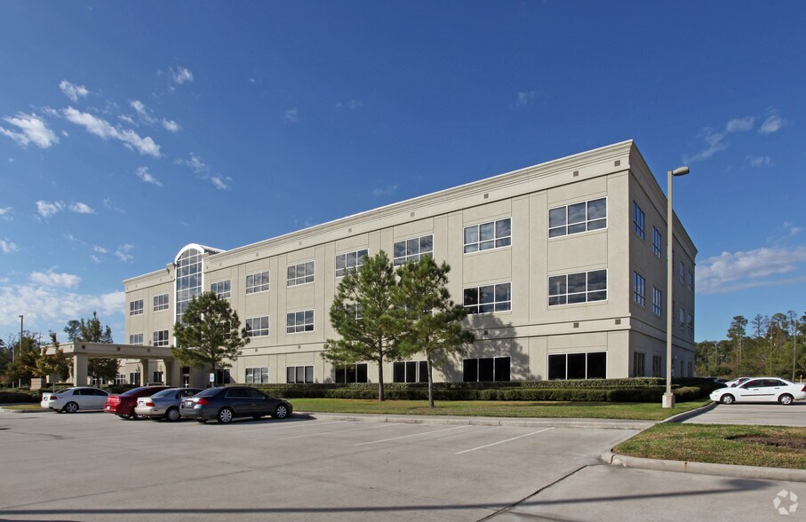 300350 Kingwood Medical Dr, Kingwood, TX 77339 Medical Office For