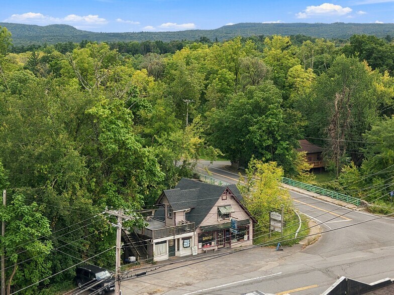 More Photos Of 5059 US Highway 209, Accord Storefront Retail Residential For Sale