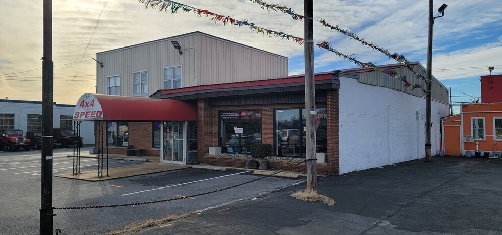 More Photos Of 7216 Ritchie Hwy, Glen Burnie Freestanding For Sale