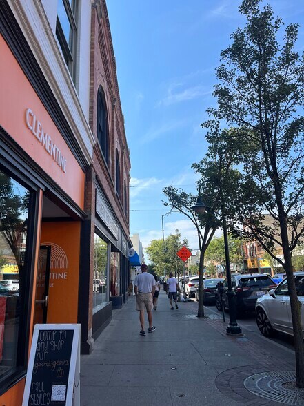 More Photos Of 236 E Front St, Traverse City Storefront Retail Office For Lease