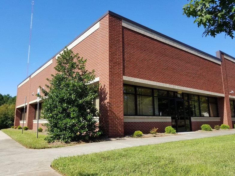 Primary Photo Of 173 Towerview Ct, Cary Flex For Lease