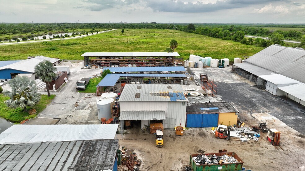 More Photos Of 17250 SW Railroad Ave, Indiantown Manufacturing For Sale