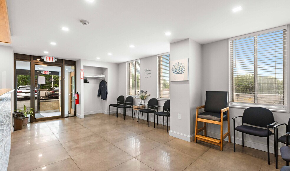 More Photos Of 160 OVERLOOK Ave, Hackensack Apartments For Sale