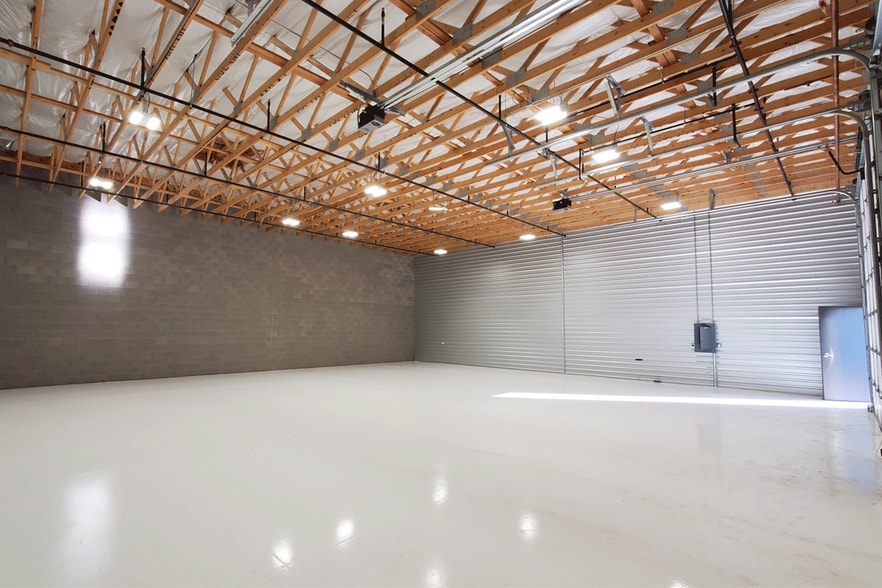 More Photos Of 24925 N 15th Ave, Phoenix Self Storage For Sale