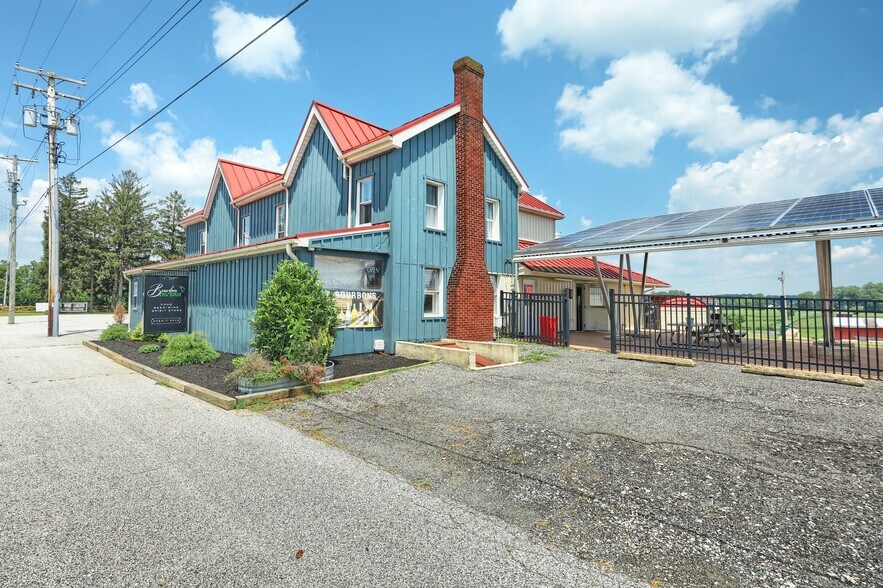 More Photos Of 21603 Middletown Rd, Freeland Freestanding For Sale