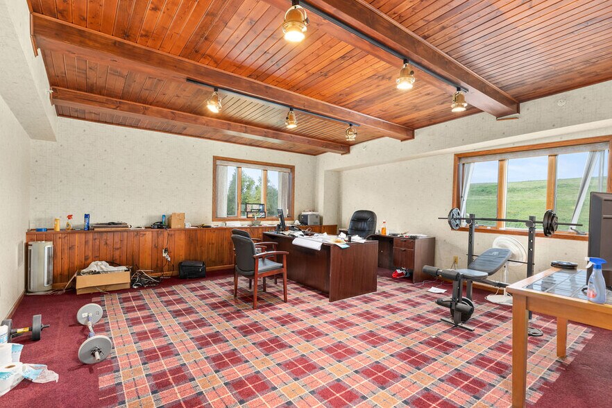 More Photos Of 2000 Ashley Rd, Morris Manufacturing For Lease