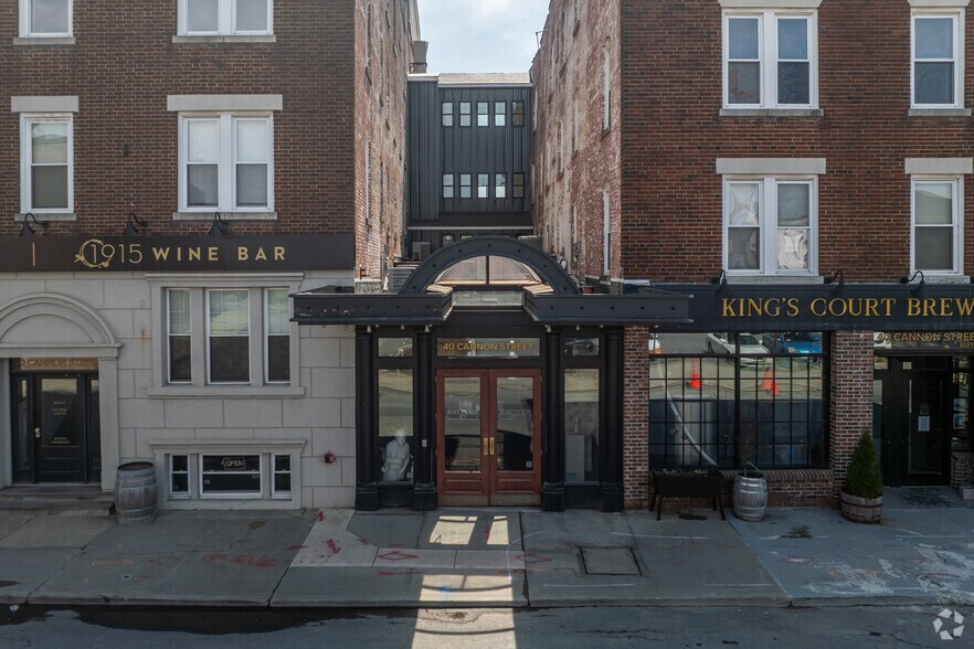 More Photos Of 40 Cannon St, Poughkeepsie Apartments For Lease