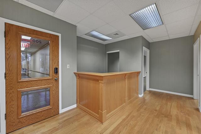 More Photos Of 414 E Walnut St, Green Bay Office For Sale