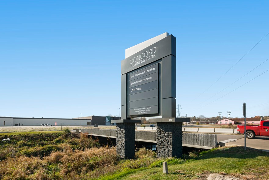 More Photos Of 3701 S Main St, Elkhart Warehouse For Lease