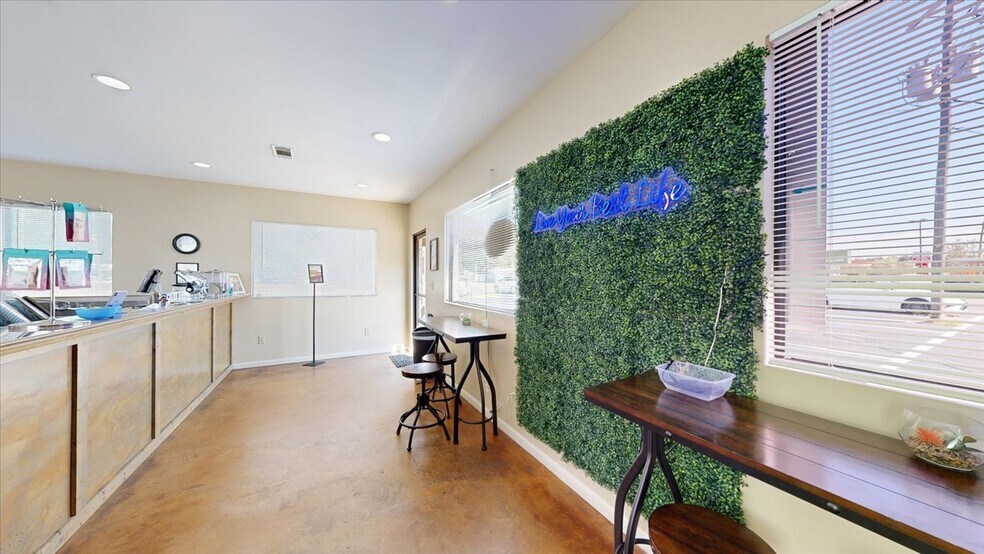 More Photos Of 113 Bo Bo Dr, Crystal Springs Freestanding For Lease