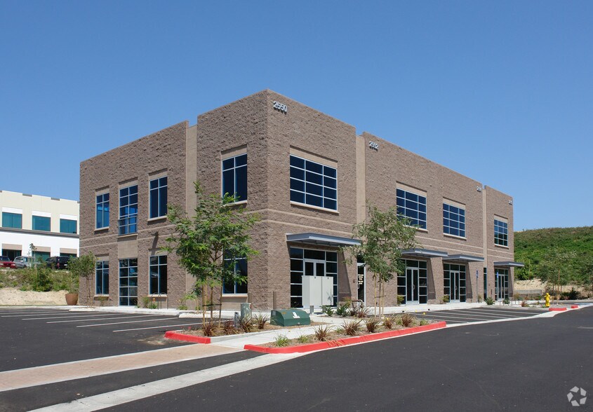 More Photos Of 2540-2546 Gateway Rd, Carlsbad Unknown For Lease