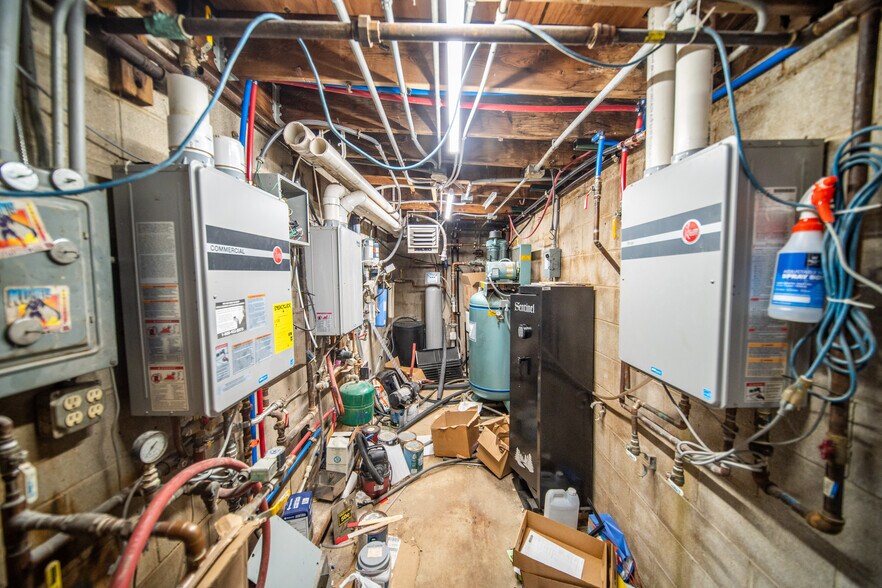 More Photos Of 202 2nd Ave SW, Kasson General Retail For Sale