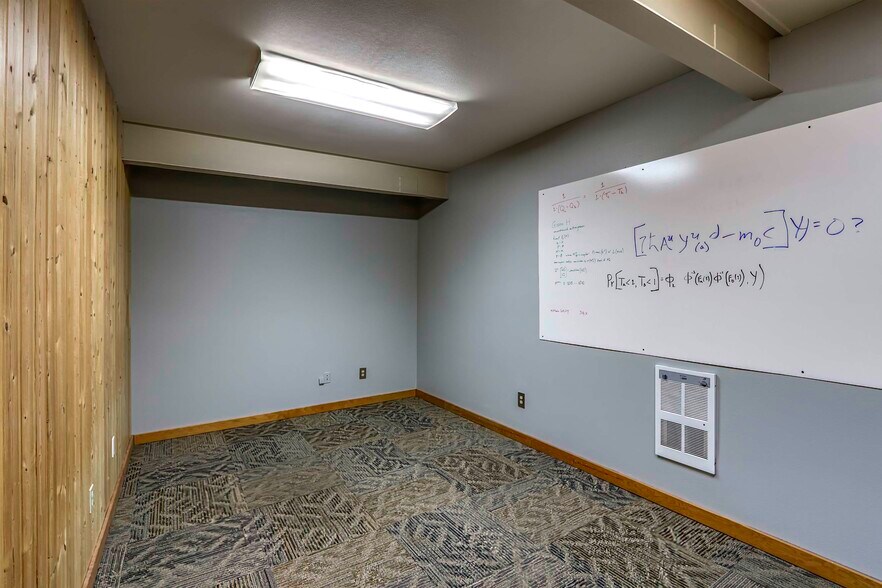 More Photos Of 316 N 2nd Ave, Sandpoint Office For Lease