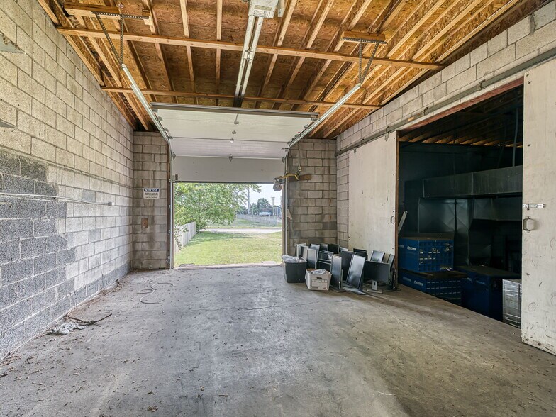 More Photos Of 111 Jones Ave, Monroe Warehouse For Lease