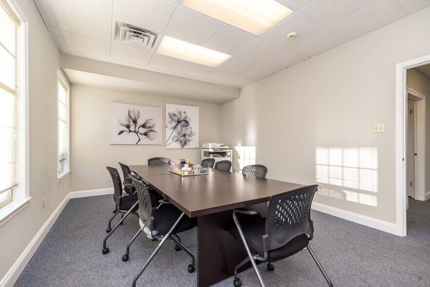 More Photos Of 600 E Main St, Lansdale Office Residential For Sale