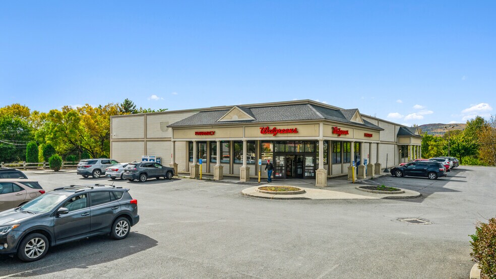 More Photos Of 84 E Main St, Fort Kent Drugstore For Sale