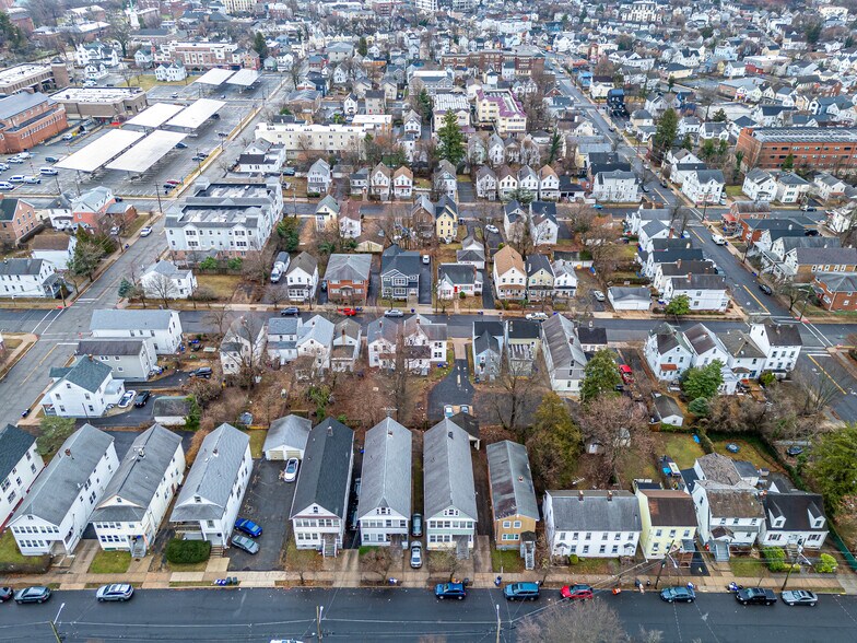 More Photos Of 60 Huntington St, New Brunswick Apartments For Sale