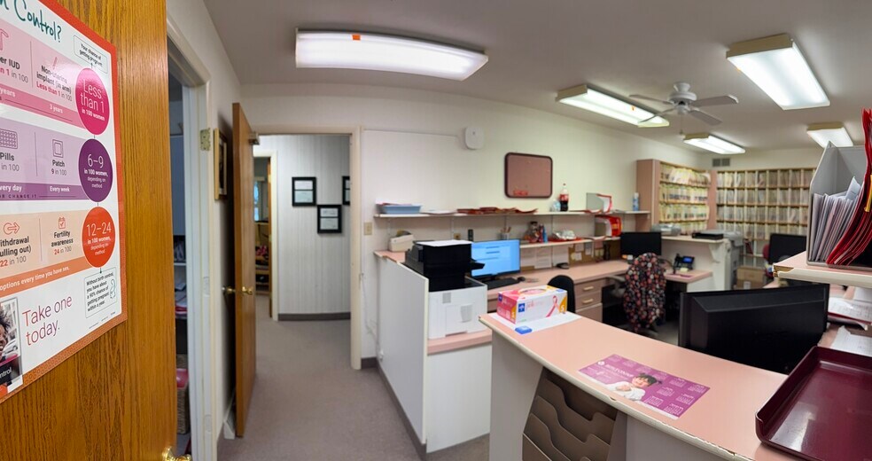 More Photos Of 3 Parkside Ct, Utica Medical For Lease