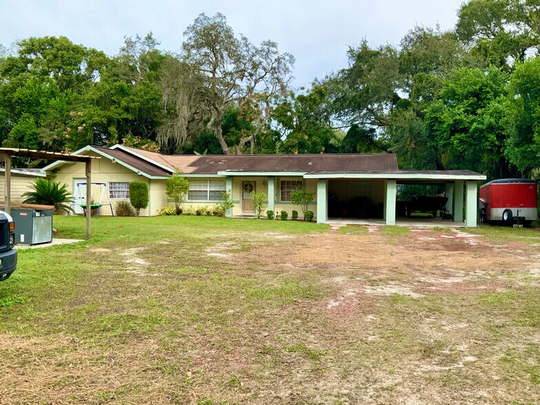 More Photos Of 5311 Pine St, Seffner Manufactured Housing Mobile Home Park For Sale